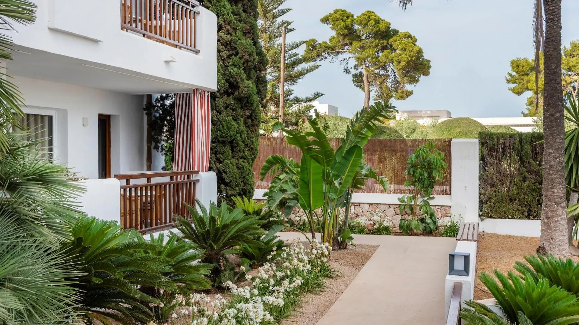 Ξενοδοχείο με διαμερίσματα Inturotel Esmeralda Garden Cala D´Or